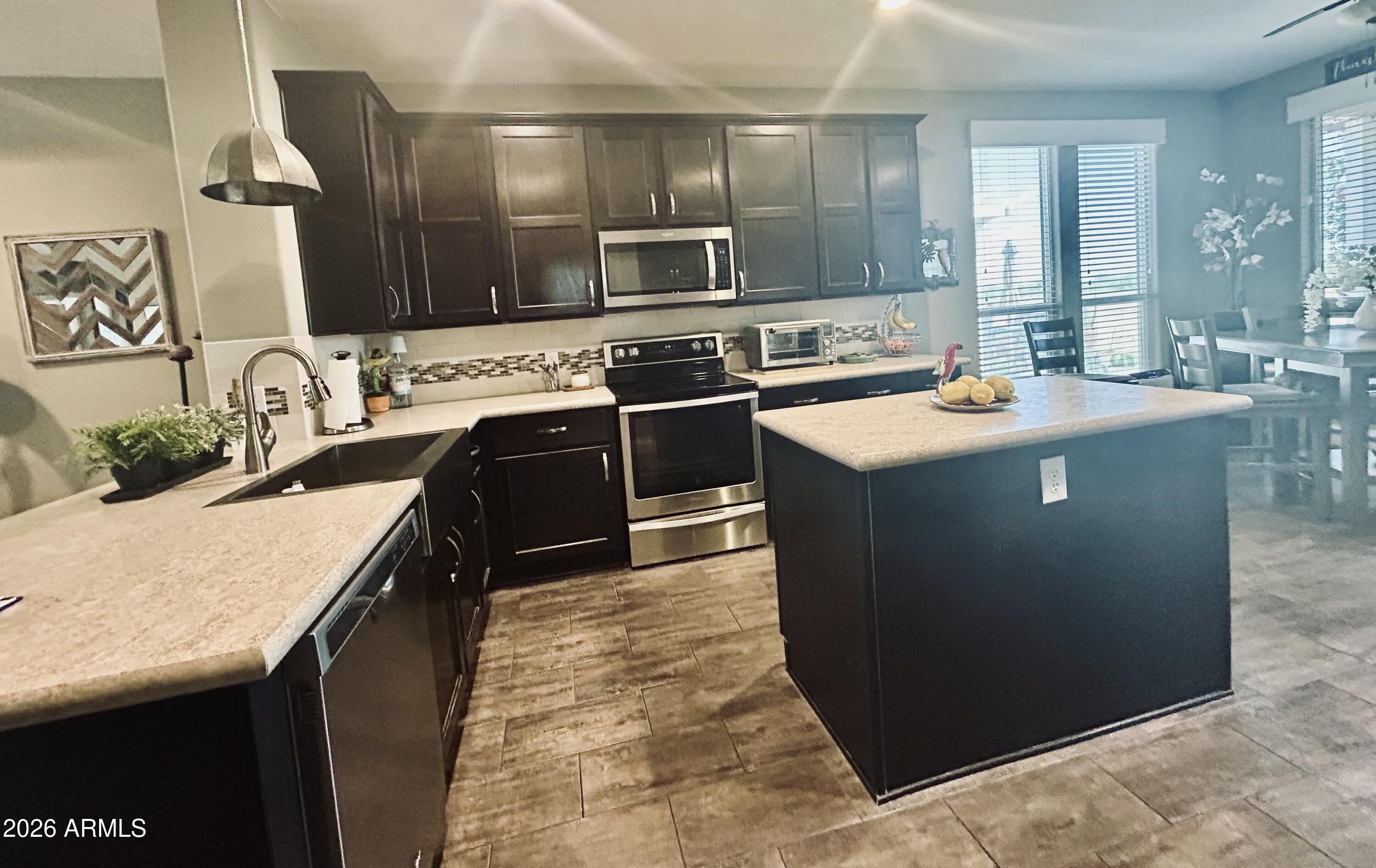 3301 South Goldfield Road, Unit 6059 Apache Junction, AZ 85119 - Photo 8 of 49 8) 69859-69d7f1ef2b571