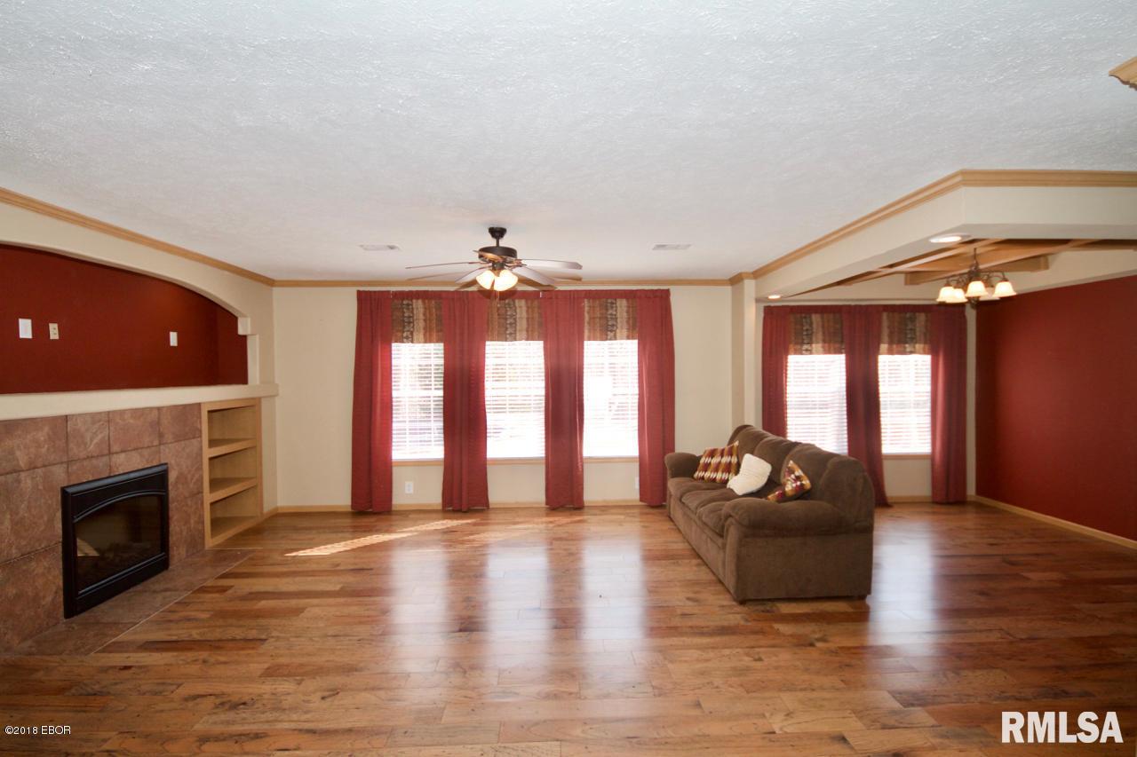 2033 Dillinger Road Carbondale, IL 62901 - Photo 6 of 26
