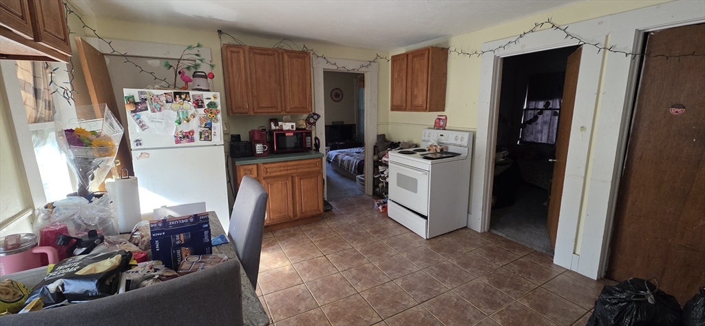 274 Pleasant Street Gardner, MA 01440 - Photo 3 of 20