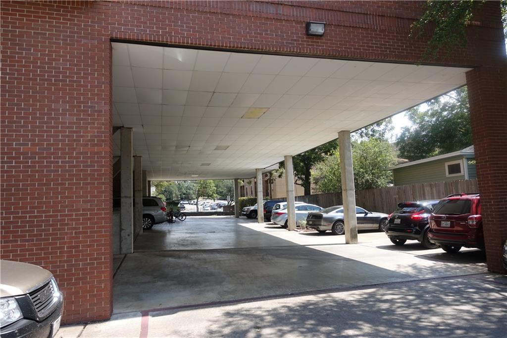 106 East 30th Street, Unit 307 Austin, TX 78705 - Photo 10 of 10 a living room with furniture