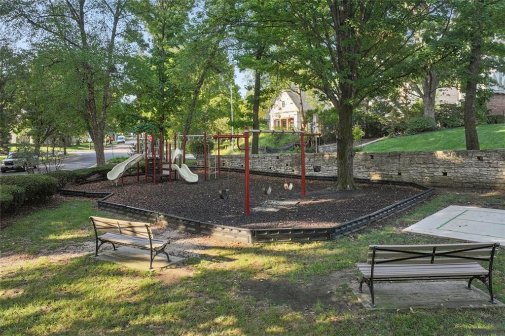 6234 Valley Road Kansas City, MO 64113 - Photo 72 of 81 Gallery Image 72