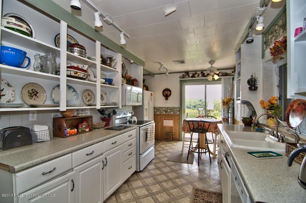 130 Northup Road Dalton, PA 18414 - Photo 13 of 26 Gallery Image 13