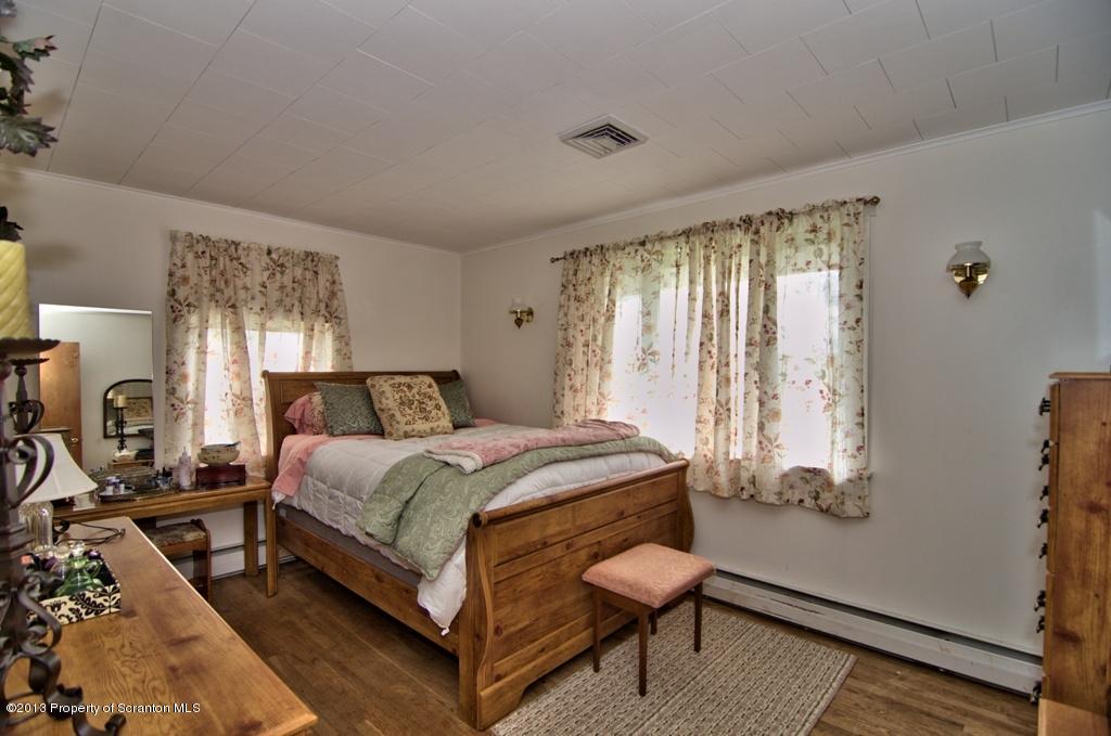 130 Northup Road Dalton, PA 18414 - Photo 19 of 26 Gallery Image 19