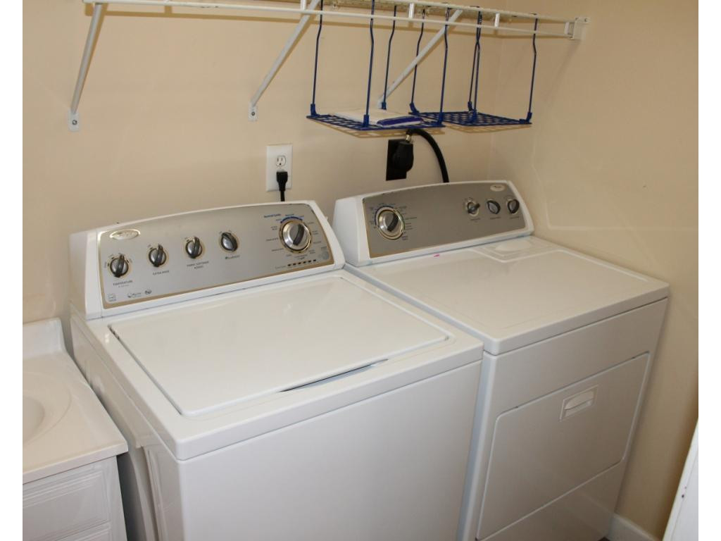 394 Free Hill Road Gray, TN 37615 - Photo 15 of 35 Laundry Room