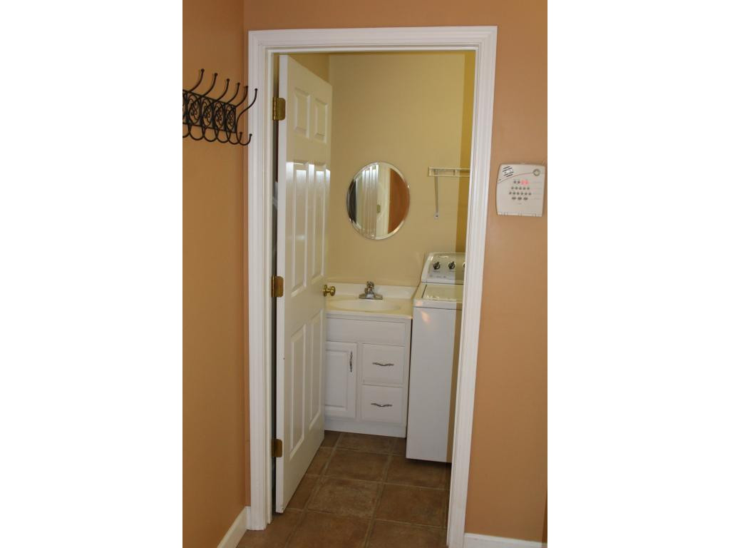 394 Free Hill Road Gray, TN 37615 - Photo 16 of 35 Door to Laundry room