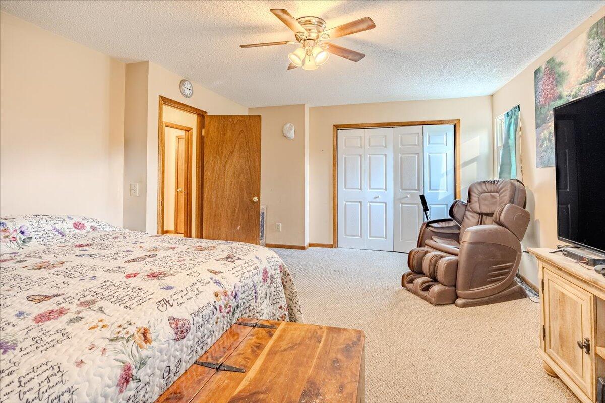 149 Greenbriar Road Sweetwater, TN 37874 - Photo 20 of 32 20-Primary Bedroom