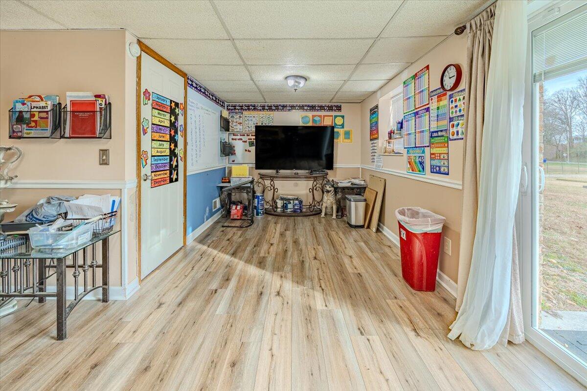 149 Greenbriar Road Sweetwater, TN 37874 - Photo 27 of 32 27-Finished Lower Level