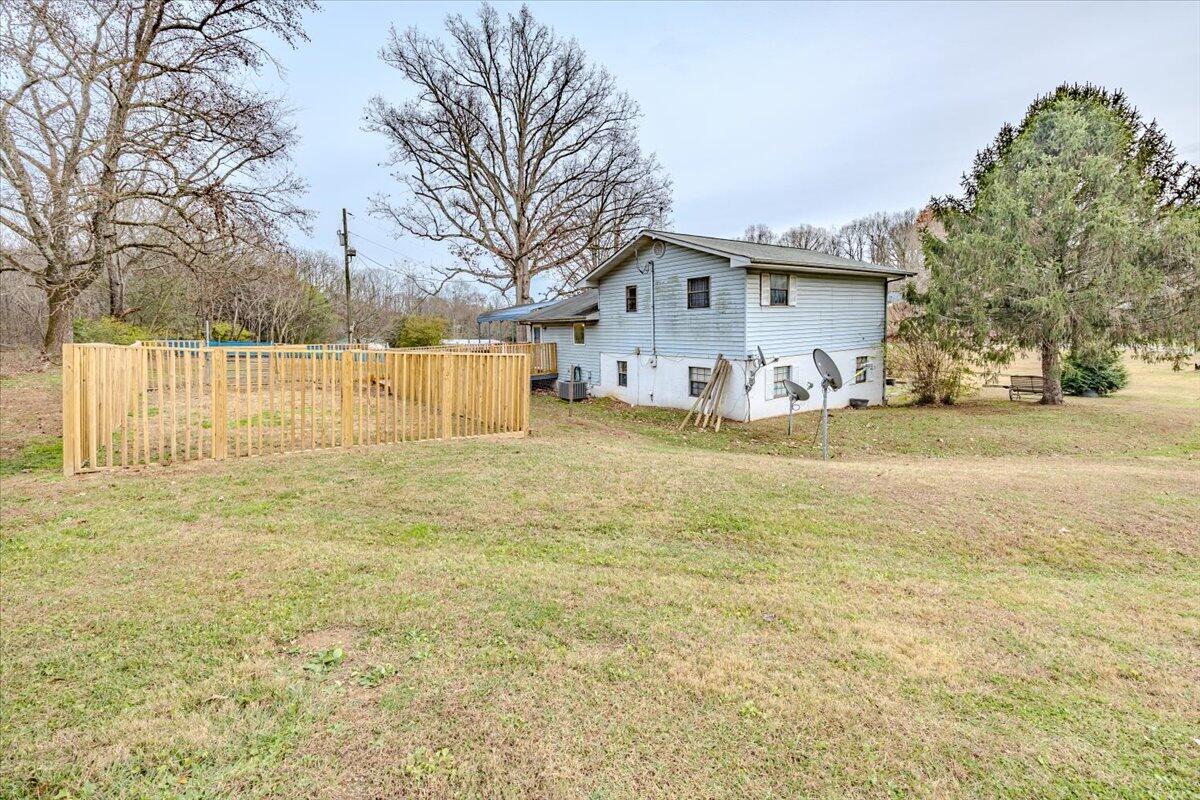 149 Greenbriar Road Sweetwater, TN 37874 - Photo 7 of 32 07-Back Yard Left