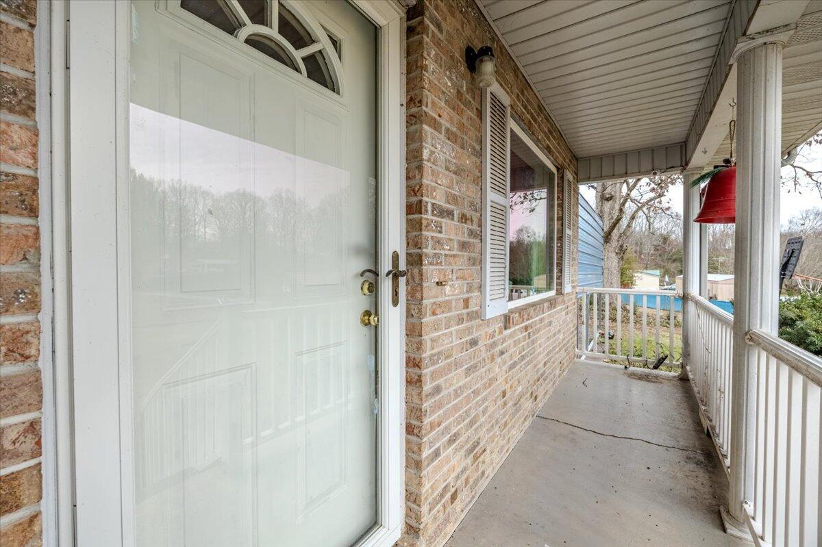 149 Greenbriar Road Sweetwater, TN 37874 - Photo 8 of 32 08-Front Door