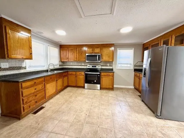 $99,900 | 1404 Linwood Road, Gastonia, NC 28052