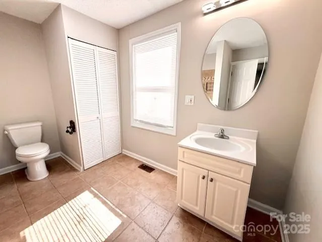 $99,900 | 1404 Linwood Road, Gastonia, NC 28052