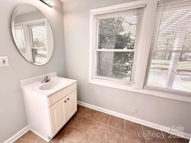 $99,900 | 1404 Linwood Road, Gastonia, NC 28052