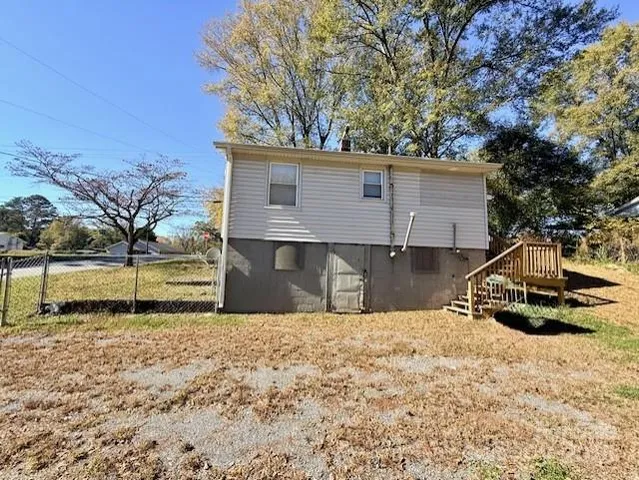 $99,900 | 1404 Linwood Road, Gastonia, NC 28052