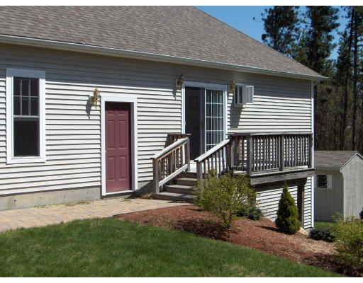 17 Winifreds Way Rutland, MA 01543 - Photo 3 of 21 Gallery Image 3
