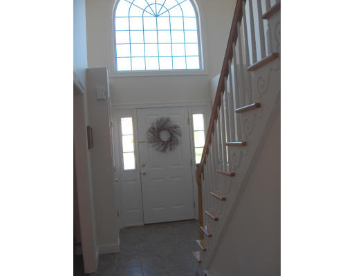 17 Winifreds Way Rutland, MA 01543 - Photo 7 of 21 Gallery Image 7