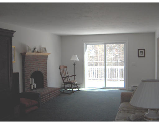 17 Winifreds Way Rutland, MA 01543 - Photo 8 of 21 Gallery Image 8