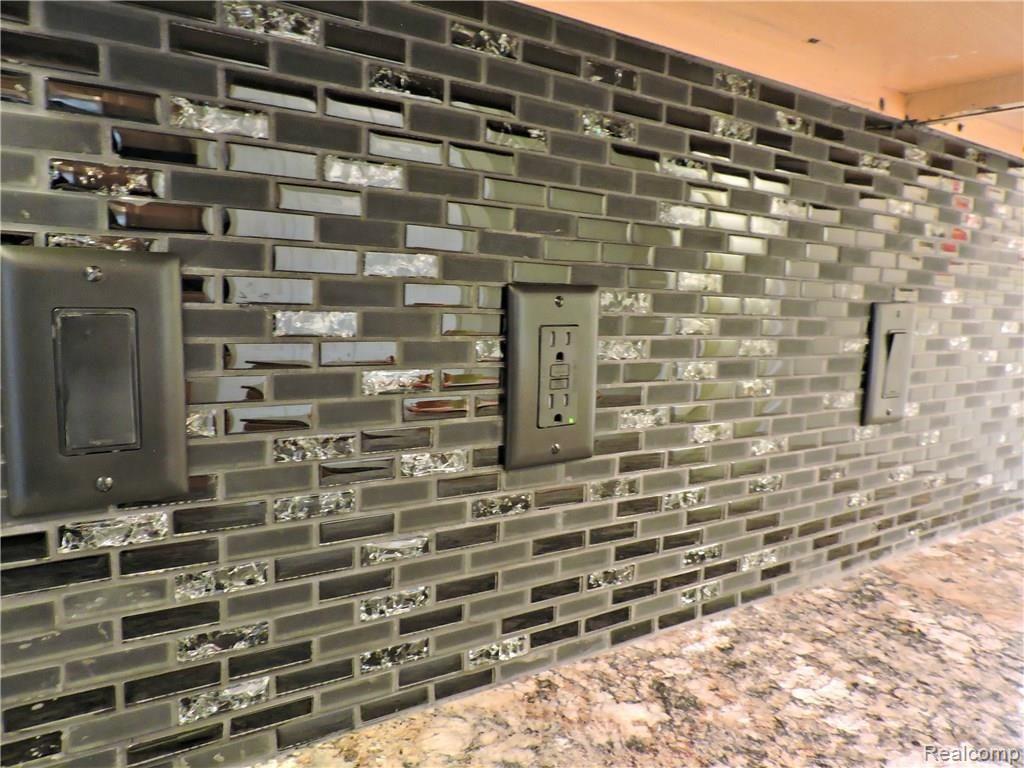 6627 Rustic Ridge Trail Grand Blanc, MI 48439 - Photo 21 of 51 DSCN3091.JPG