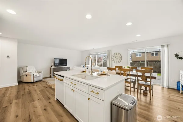 $549,950 | 10501 190th Street East, Puyallup, WA 98374