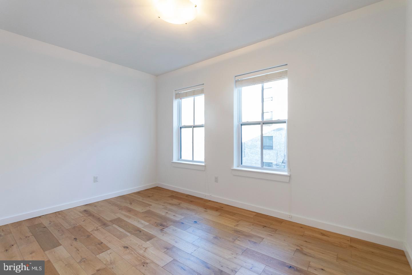 224 Church Street, Unit 404 Philadelphia, PA 19106 - Photo 5 of 14