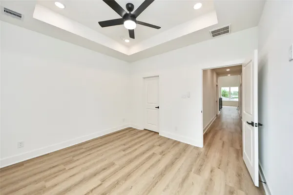 $469,900 | 934 South Lane, Unit AB, Houston, TX 77088