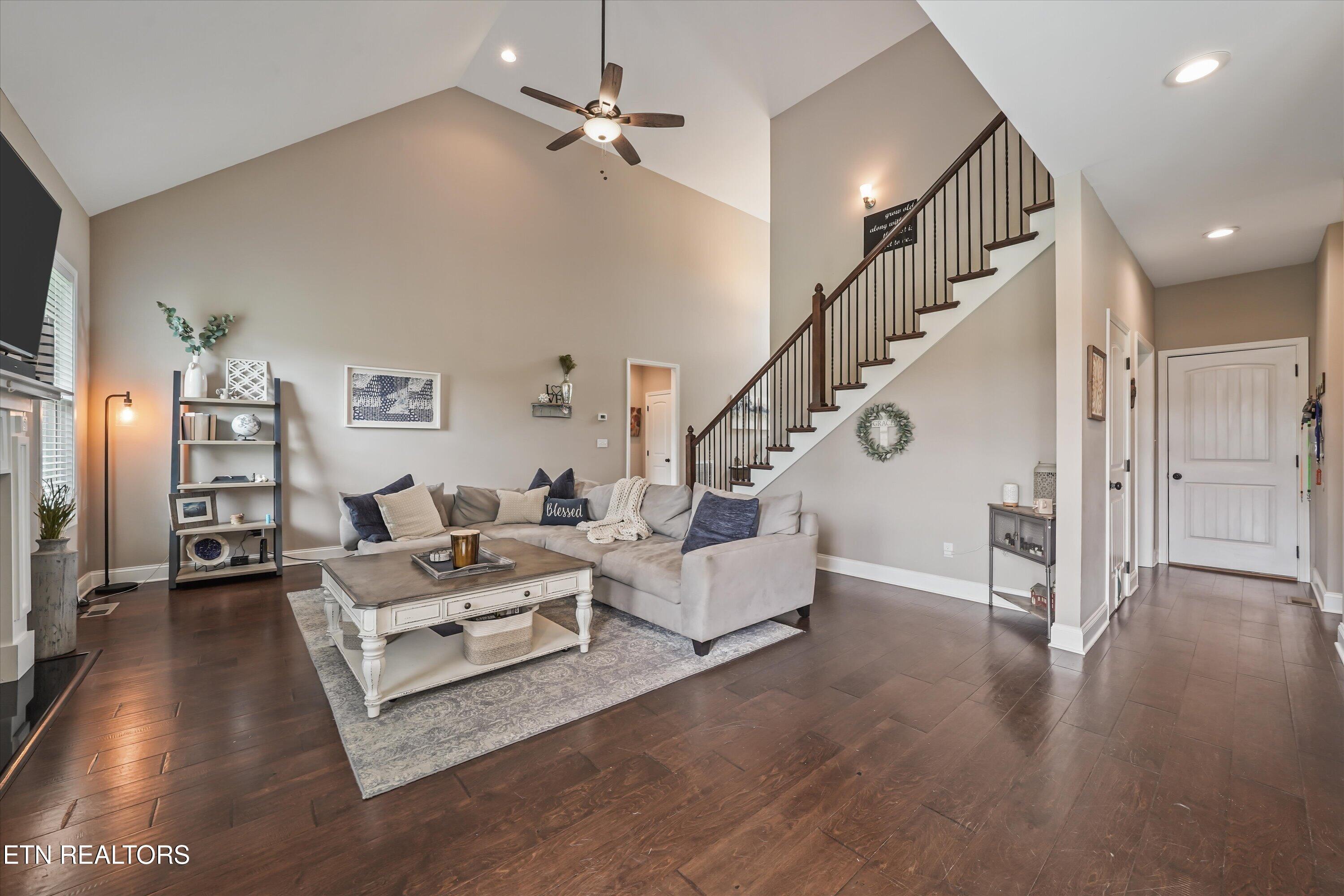 108 Creek View Court Oak Ridge, TN 37830 - Photo 13 of 60 17-108 Creek View Ct 21