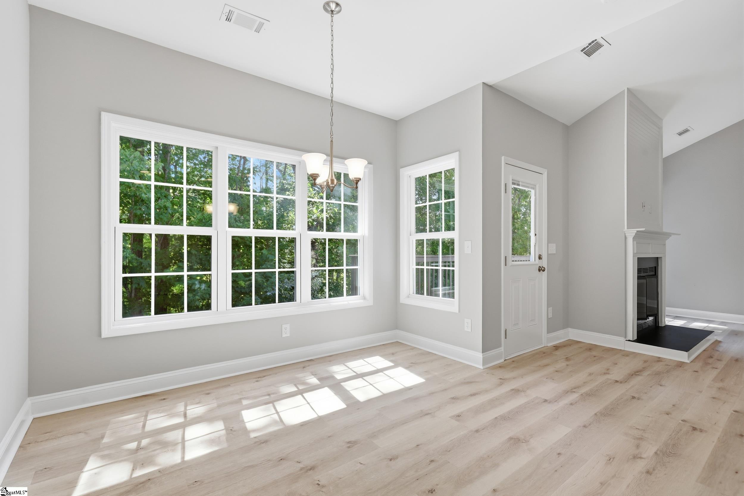 146 Windmont Road Pickens, SC 29671 - Photo 11 of 39