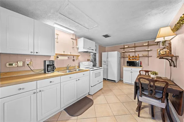 $435,000 | 6130 Lake Lizzie Drive, St. Cloud, FL 34771