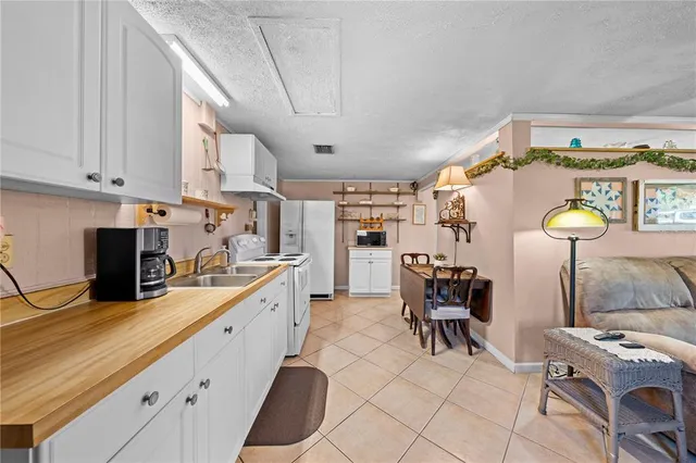 $435,000 | 6130 Lake Lizzie Drive, St. Cloud, FL 34771