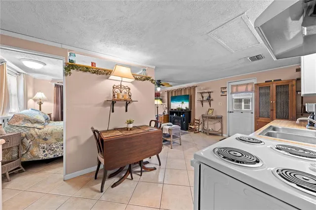 $435,000 | 6130 Lake Lizzie Drive, St. Cloud, FL 34771