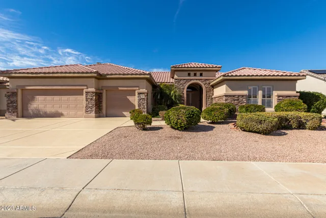 $811,000 | 17892 North Bridle Lane, Surprise, AZ 85374