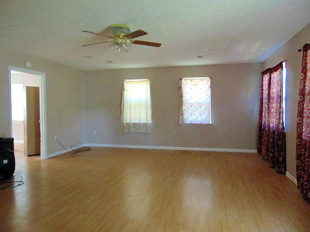 1272 Straight Gut Road Rock Spring, GA 30739 - Photo 8 of 12 great rm
