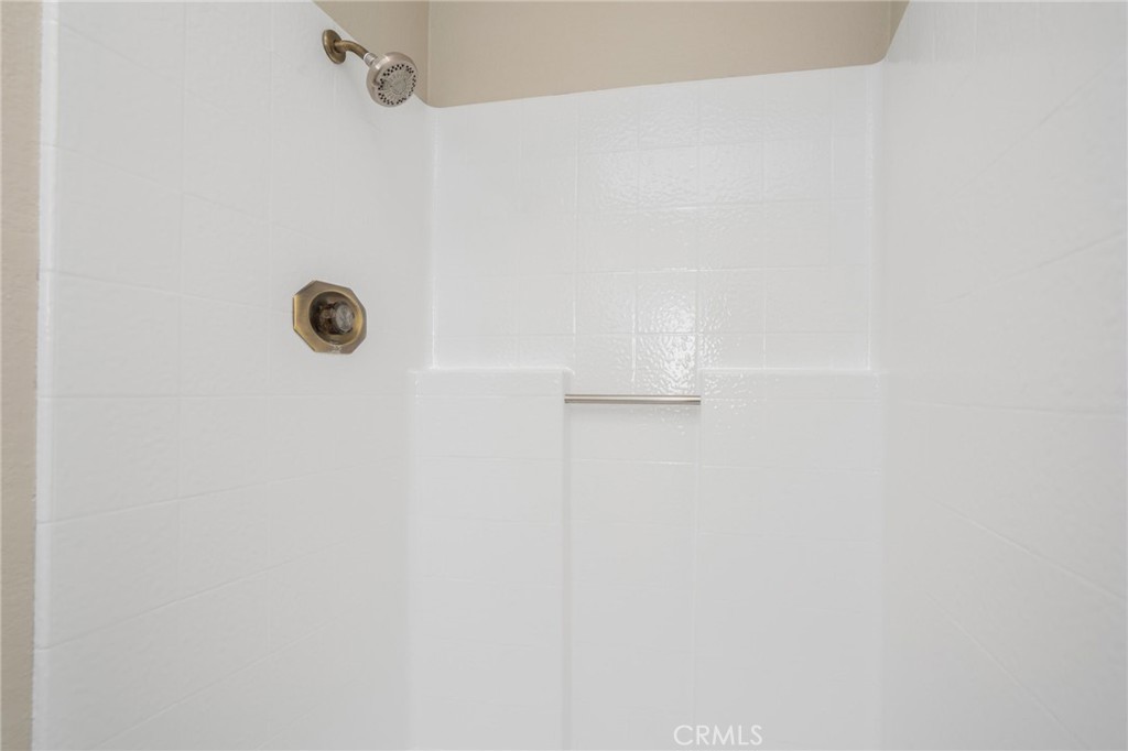 1934 Suntree Lane, Unit B Simi Valley, CA 93063 - Photo 26 of 35