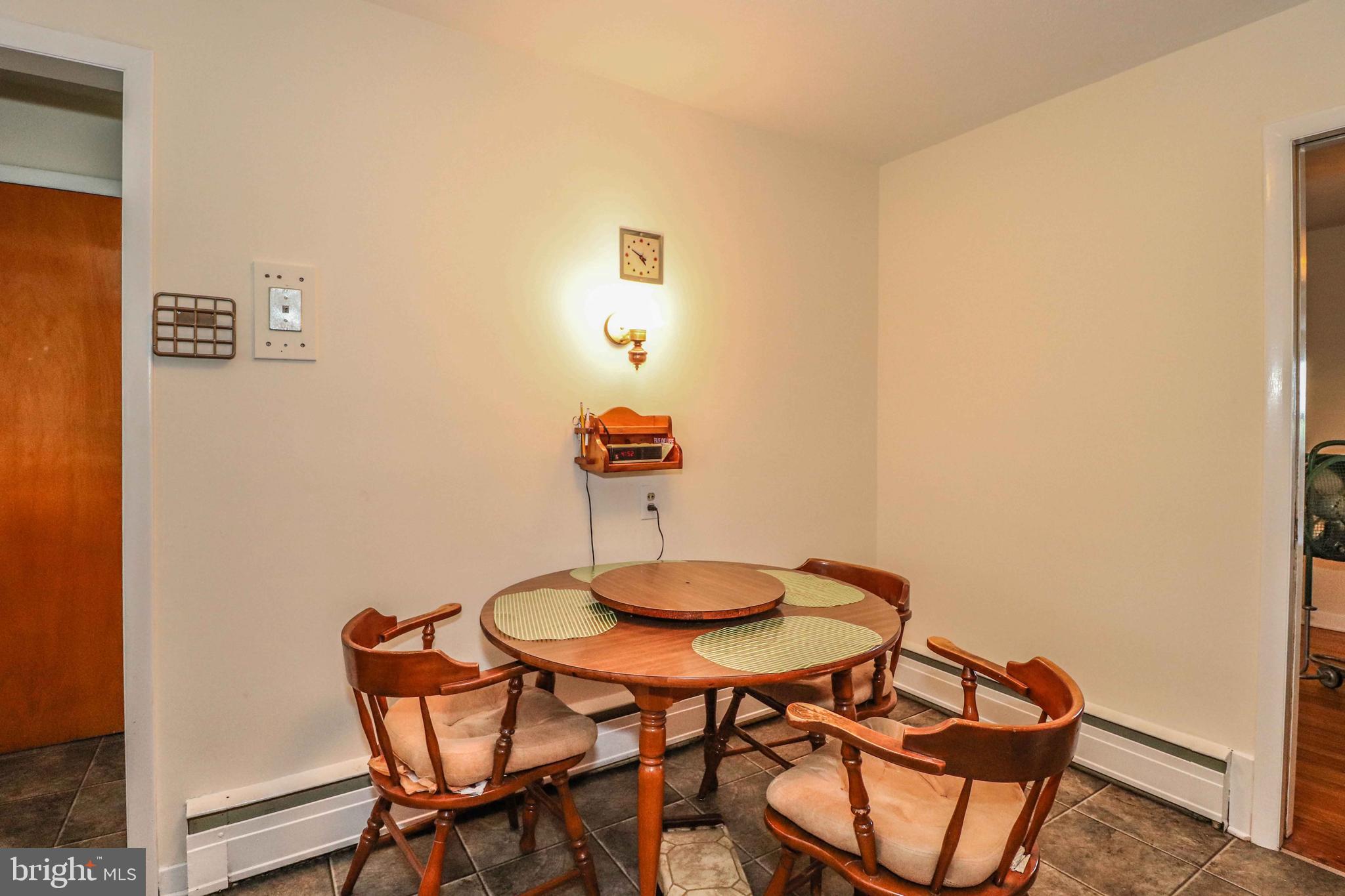 25 Burd Road Pennington, NJ 08534 - Photo 6 of 15