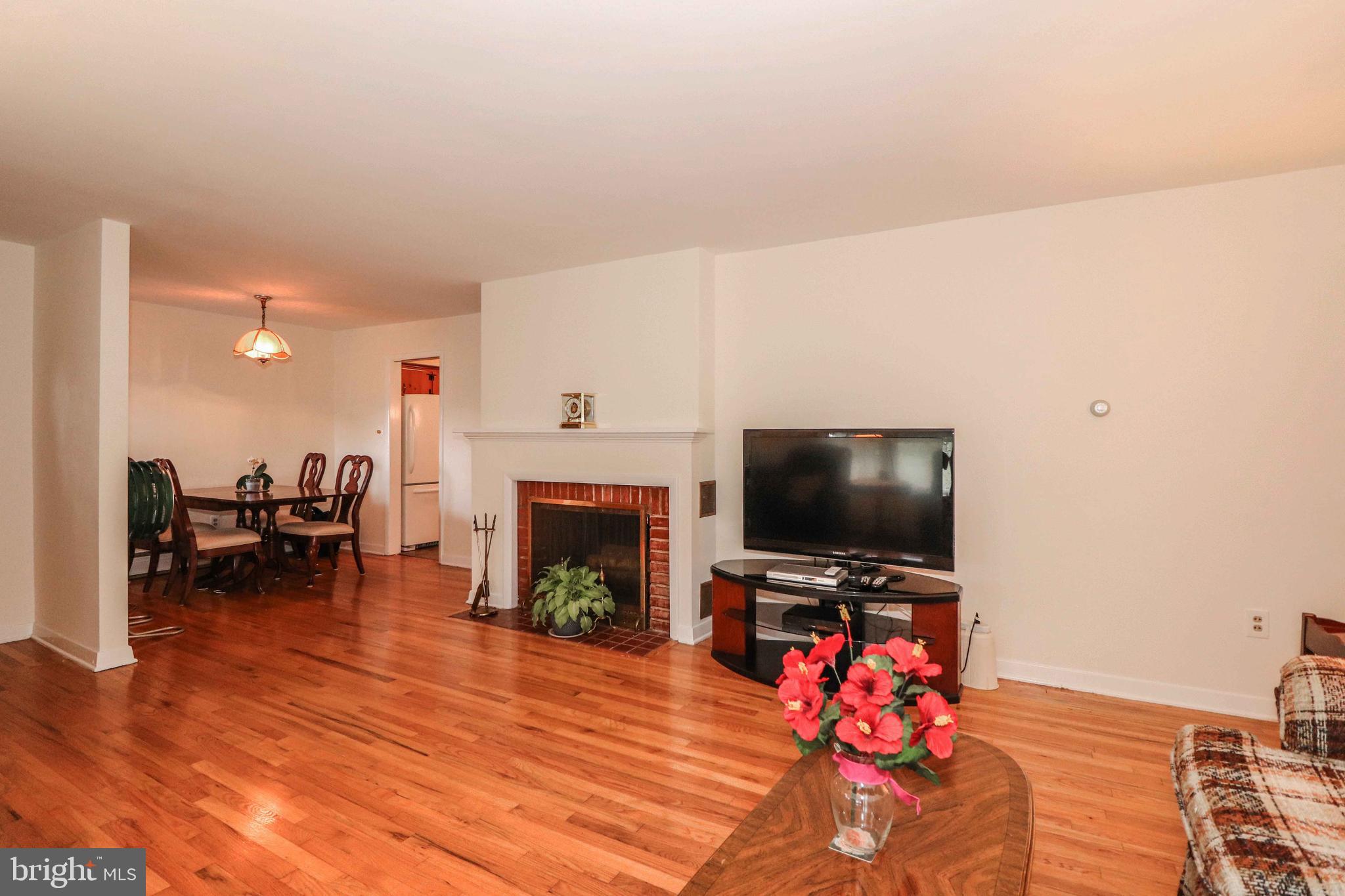25 Burd Road Pennington, NJ 08534 - Photo 9 of 15