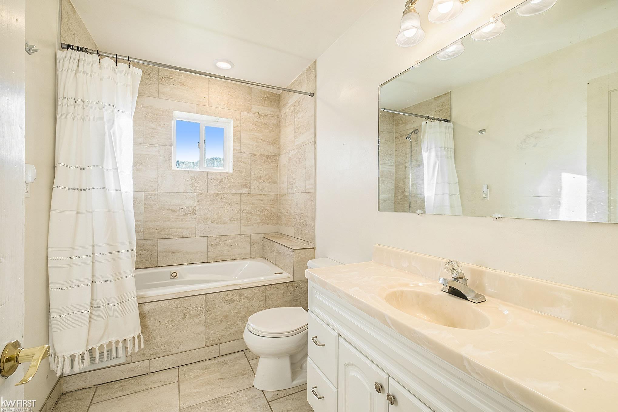 5126 West Thompson Road Linden, MI 48451 - Photo 17 of 27