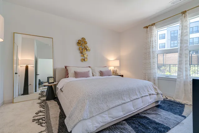 $2,276 | 750 Hawthorn Row, Unit 1159, Vernon Hills, IL 60061