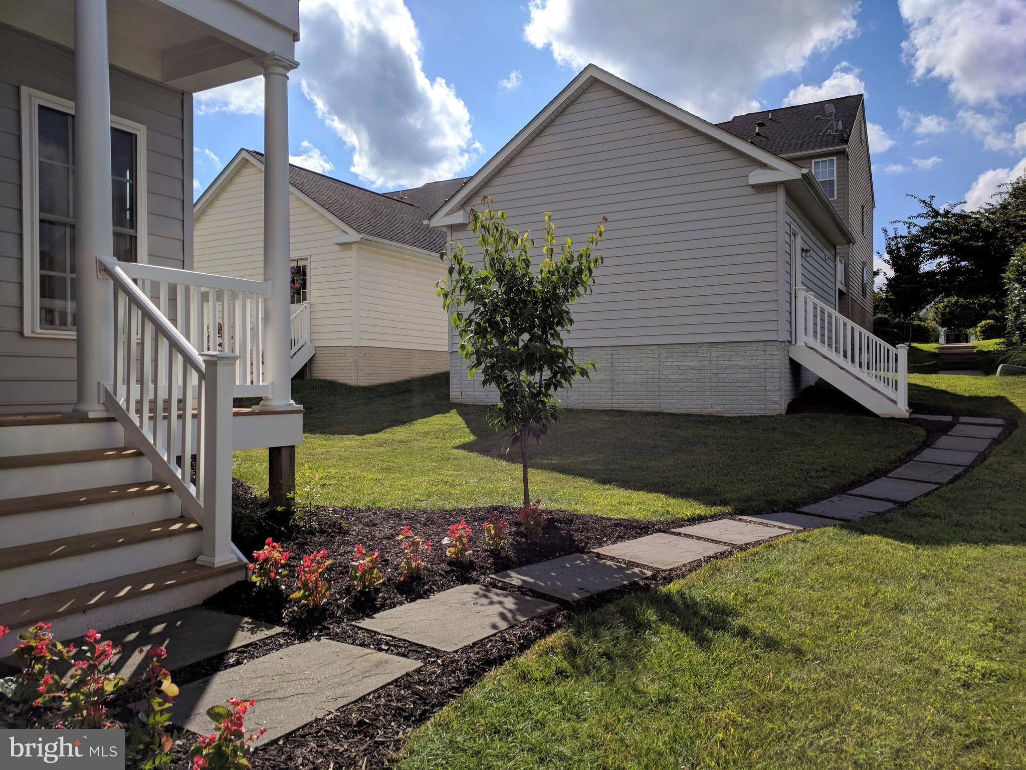 23014 Birch Mead Road Clarksburg, MD 20871 - Photo 28 of 30 Lovely yard between house and garage.