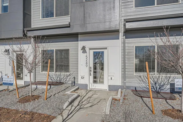 a house view with a outdoor space