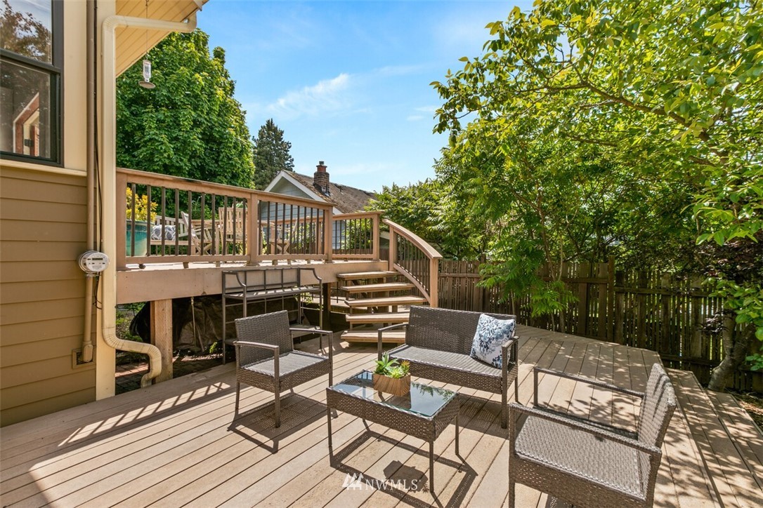 2120 North 61st Street Seattle, WA 98103 - Photo 12 of 27 Gallery Image 12