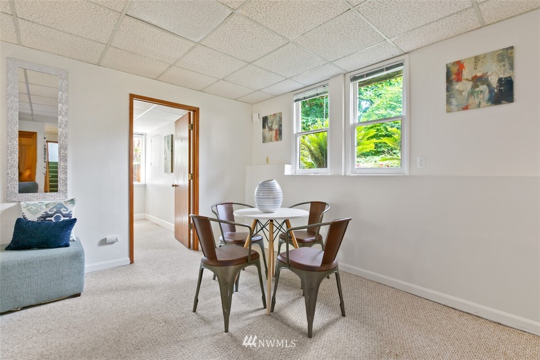 2120 North 61st Street Seattle, WA 98103 - Photo 18 of 27 Gallery Image 18