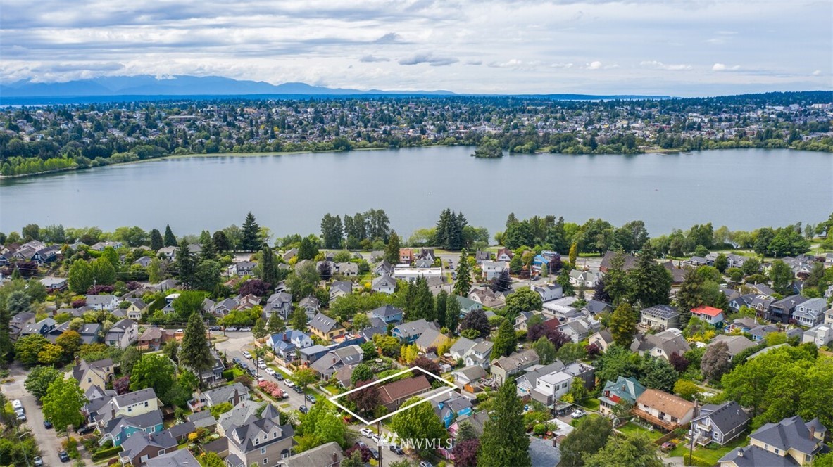 2120 North 61st Street Seattle, WA 98103 - Photo 24 of 27 Gallery Image 24