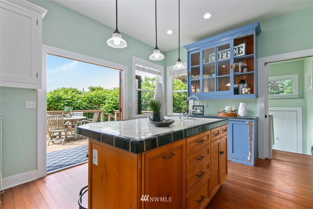 2120 North 61st Street Seattle, WA 98103 - Photo 9 of 27 Gallery Image 9