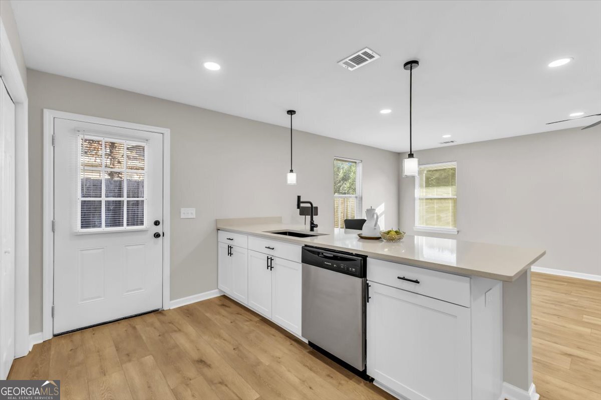22 West 61st Street Savannah, GA 31405 - Photo 12 of 38
