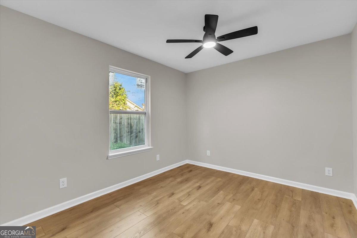 22 West 61st Street Savannah, GA 31405 - Photo 31 of 38