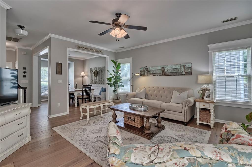 643 East Cheval Drive Fort Mill, SC 29708 - Photo 5 of 48