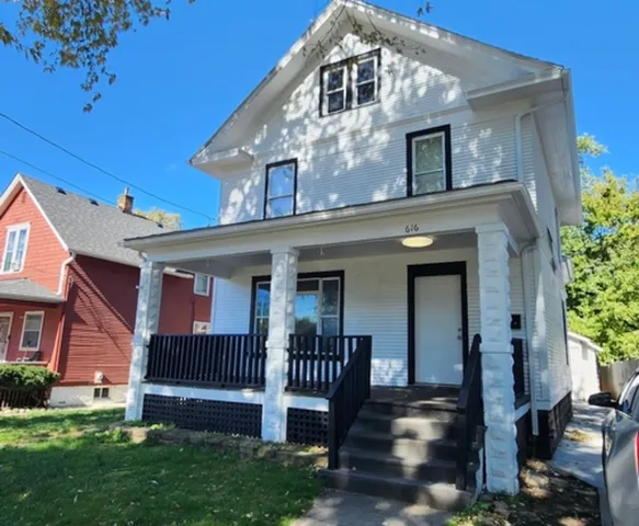 $265,000 | 616 2nd Avenue, Aurora, IL 60505