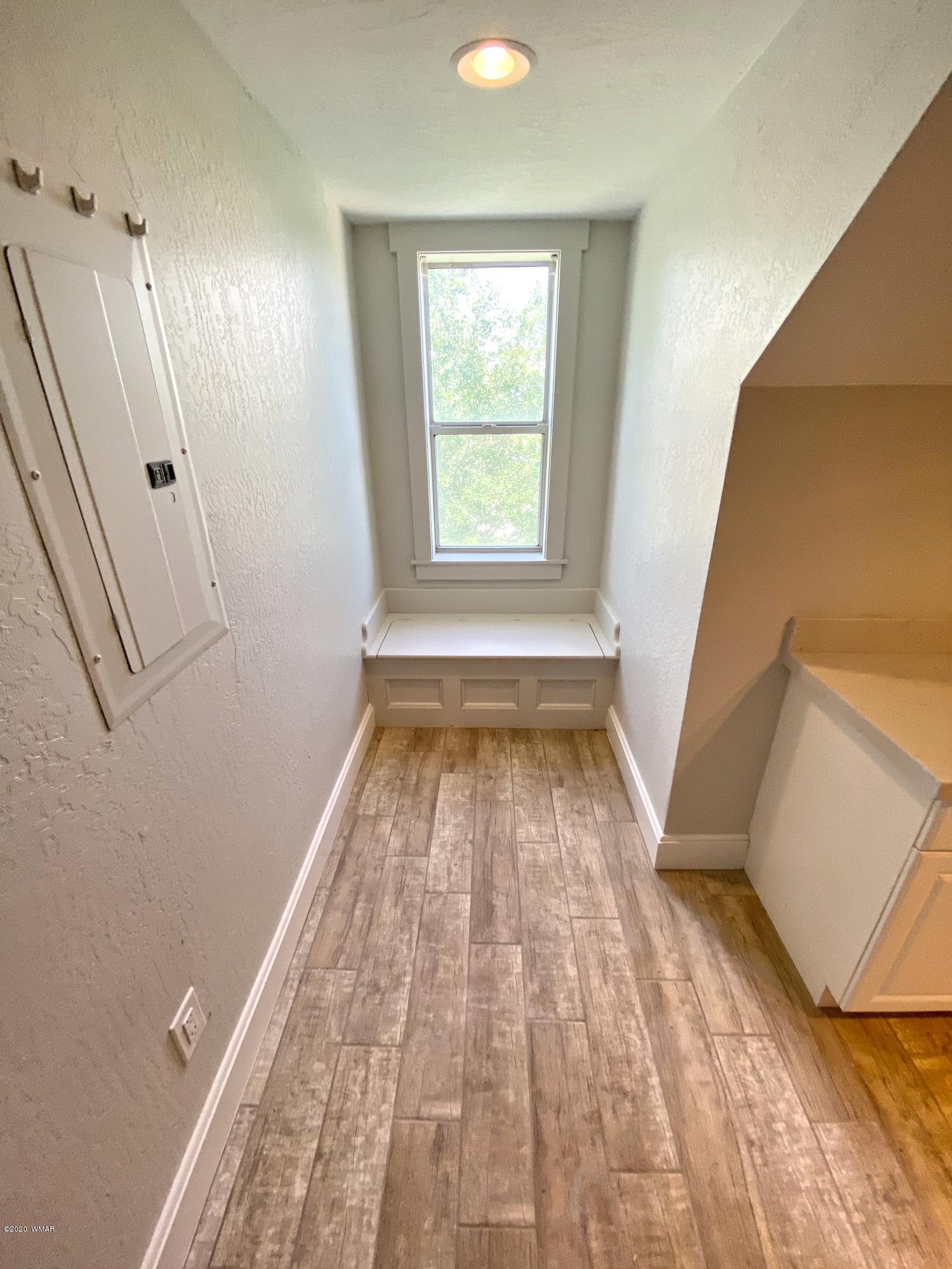 370 South 3rd Street West Snowflake, AZ 85937 - Photo 41 of 53 a view of empty room with wooden floor and fan