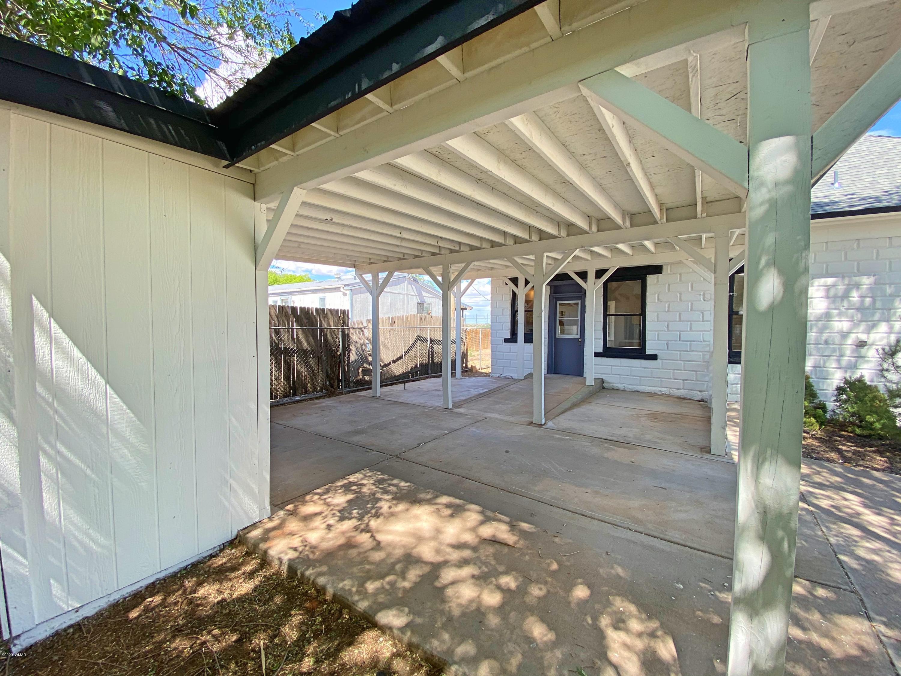 370 South 3rd Street West Snowflake, AZ 85937 - Photo 8 of 53 a view of a pathway of a house