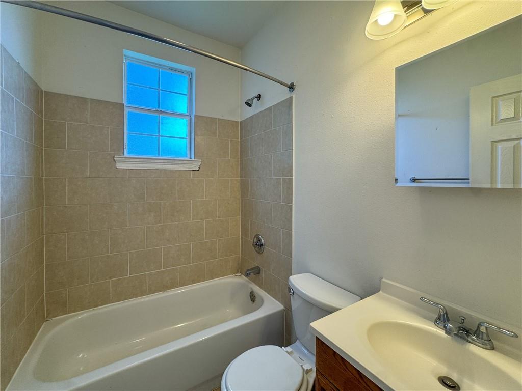 2521 Dreux Avenue New Orleans, LA 70122 - Photo 15 of 22