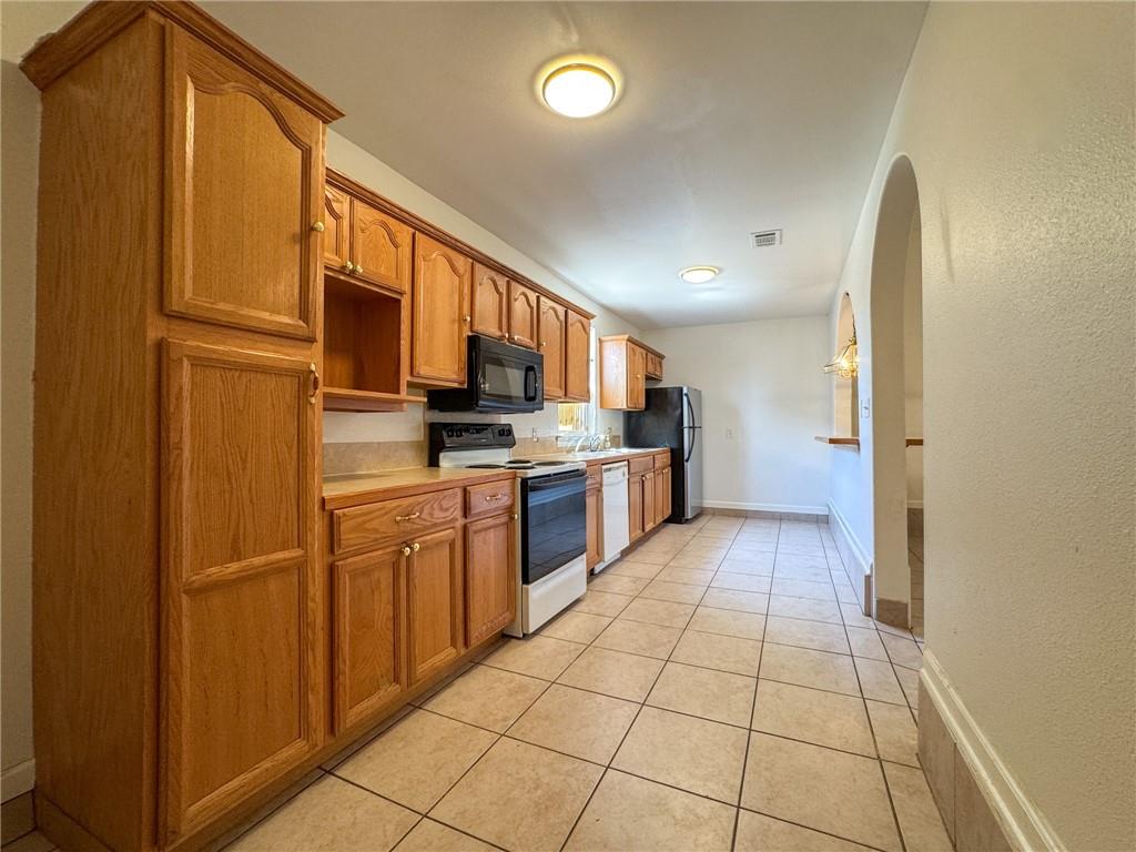 2521 Dreux Avenue New Orleans, LA 70122 - Photo 2 of 22